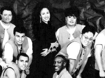 Selena y los Dinos|Mezcalent