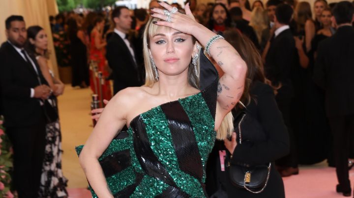 Miley Cyrus|Mezcalent