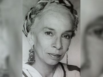 Josefina Echánove