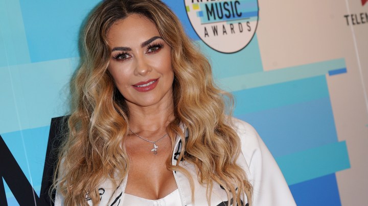 Aracely Arámbula en la alfombra roja de una emisión de los Latin American Music Awards