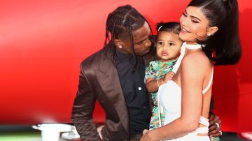 Travis Scott, Kylie Jenner y Stormi | Tommaso Boddi/ Getty Images for Netflix