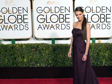 Katie Holmes en una edición de los Golden Globe Awards