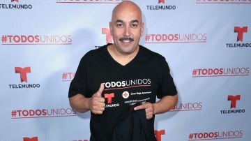 Lupillo Rivera en un evento benéfico de Telemundo | Mezcalent