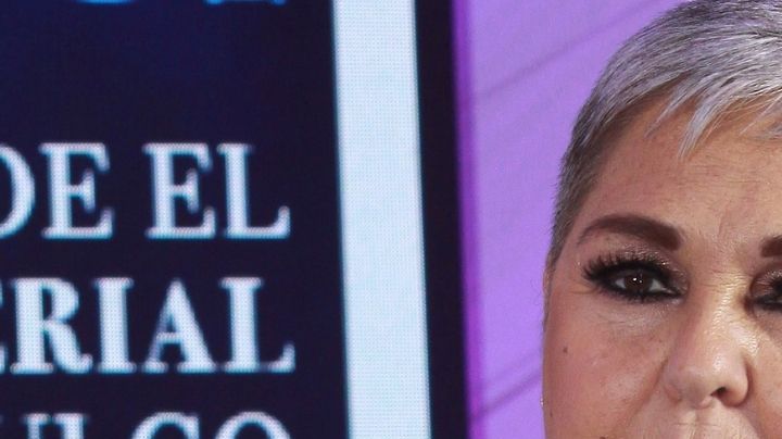 César es el hijo más pequeño de Lupita D'Alessio. | Mezcalent