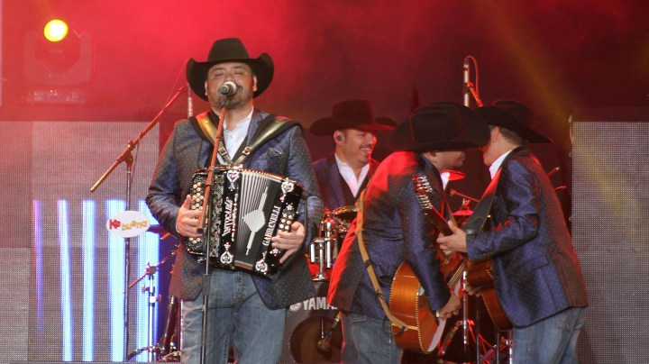 Intocable | Mezcalent