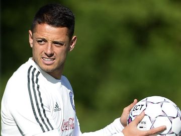Javier Chicharito Hernández | Mezcalent