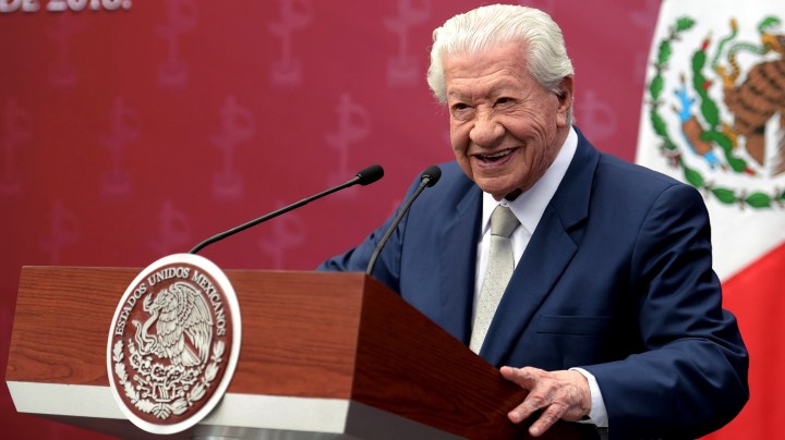 Primer actor Don Ignacio López Tarso | Mezcalent