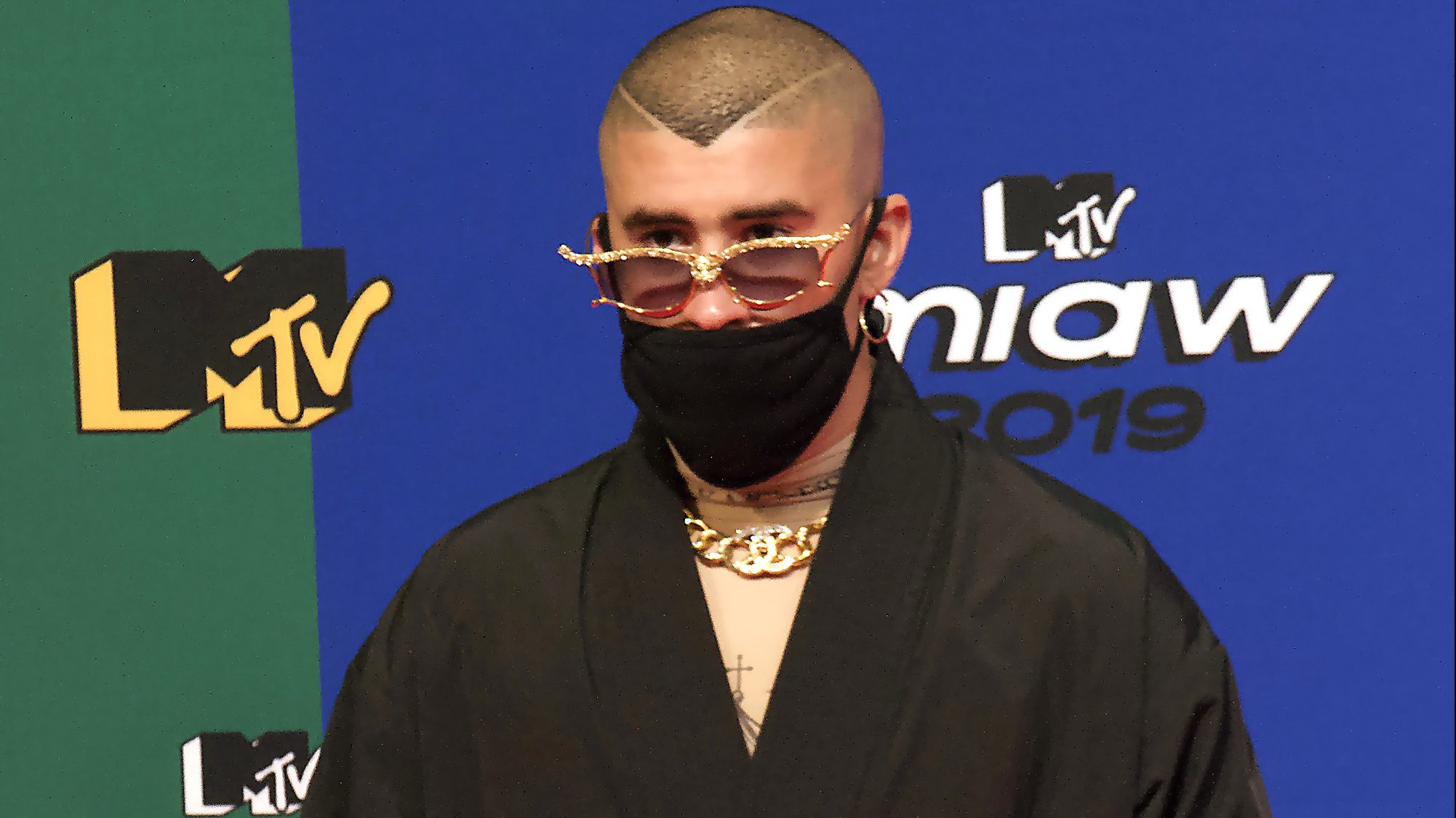 Bad Bunny genera controversia al ser portada de la revista Allure picture