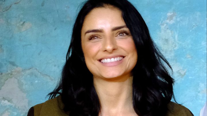 Aislinn Derbez | Mezcalent