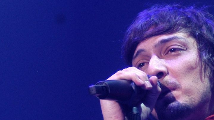 León Larregui