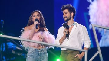 Camilo y Evaluna Montaner durante los Spotify Awards en México | Getty Images