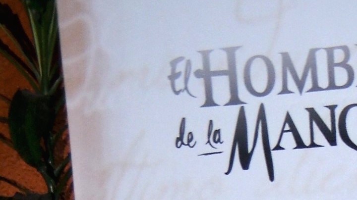 María León | Mezcalent