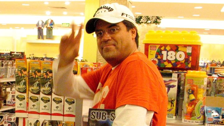 Jorge "El Burro" Van Rankin de compras con sus sobrinos | Mezcalent