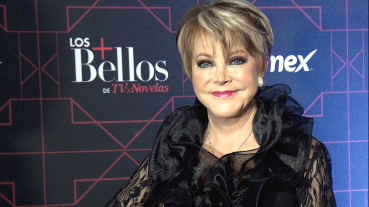 Lolita Ayala en los premios TvyNovelas | Mezcalent