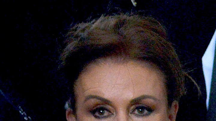 Doña Eva Mange