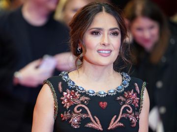 Salma Hayek se despide de su cuñada | Thomas Niedermueller/Getty Images)