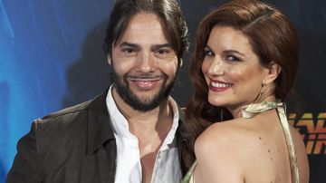 Joaquin Cortes y Monica Moreno en la premier de 'Blade Runner 2049'  en el Callao Cinema en  Madrid, España | Getty Images, Carlos Alvarez