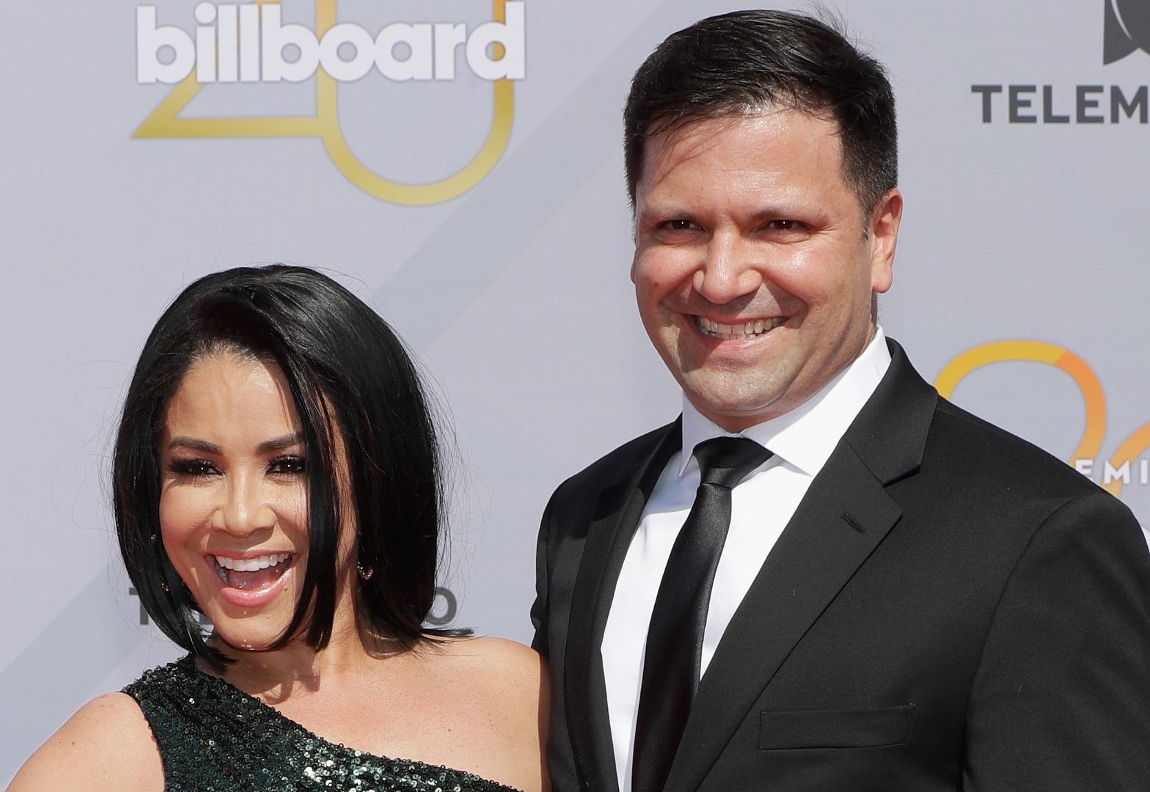 Carolina Sandoval, 'La Venenosa' and her husband Nick Hernandez pose  News Photo - Getty Images