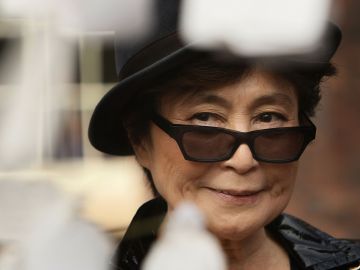 Yoko Ono