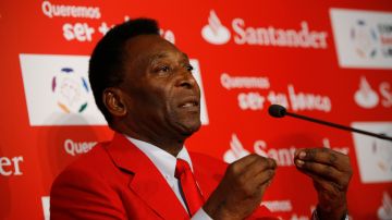 Pelé como embajador del Banco Santander | Mezcalent