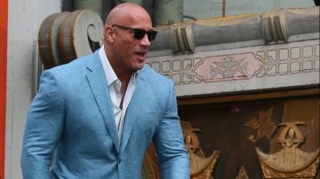 Dwayne Johnson en el Chinese Theatre IMAX en Hollywood, California. | Getty Images, Jean Baptiste Lacroix