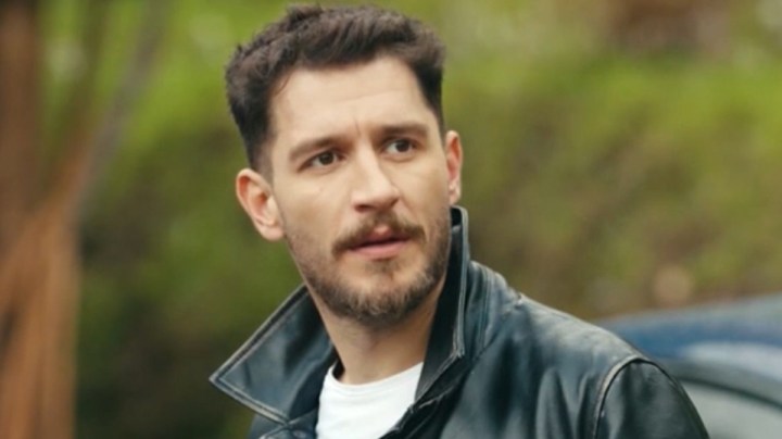 Uraz Kaygılaroğlu es Gediz en 'La Hija del Embajador'