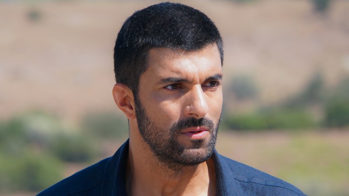 Engin Akyürek interpreta a Sancar en 'La Hija del Embajador'