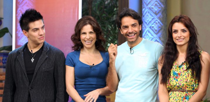 Vadhir Derbez, Alessandra Rosaldo, Eugenio Derbez y Aislinn Derbez | Mezcalent