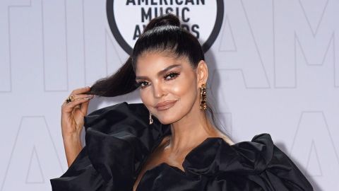 Ana Bárbara presume sus curvas en Instagram