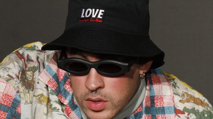 Bad Bunny muestra su cuerpo 'de luchador'