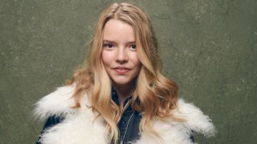 Anya Taylor-Joy sigue acumulando éxitos | PARK CITY, UT - JANUARY 26: Actress Anya Taylor-Joy of "The Witch" poses for a portrait at the Village at the Lift Presented by McDonald's McCafe during the 2015 Sundance Film Festival on January 26, 2015 in Park City, Utah. (Photo by Larry Busacca/Getty Images)