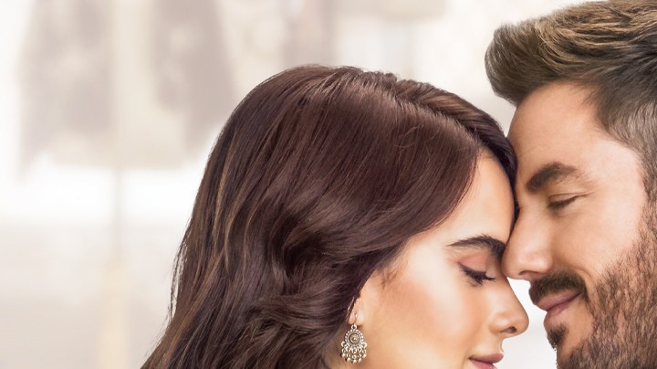 Gala Montes y Juan Diego Covarrubias llegan a Univision con la telenovela 'Diseñando Tu Amor'