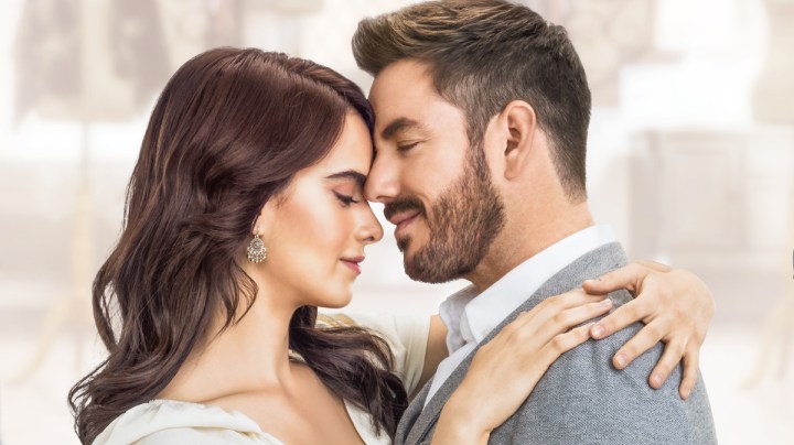 Gala Montes y Juan Diego Covarrubias llegan a Univision con la telenovela 'Diseñando Tu Amor'