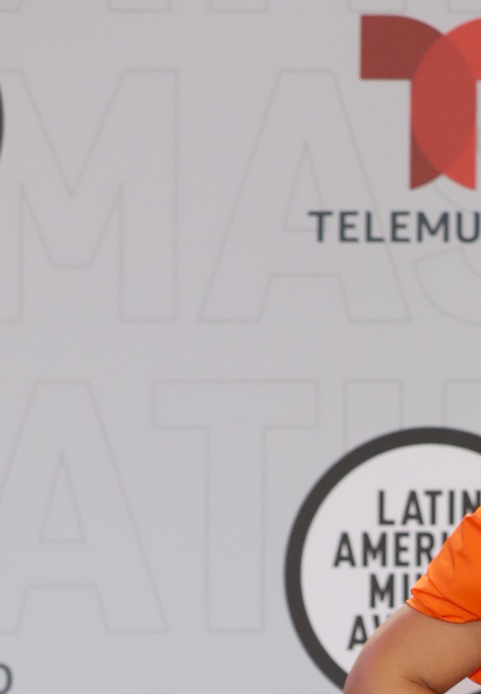 Vanessa Claudio en los Latin AMAs 2021