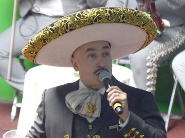 Lupillo Rivera | Mezcalent