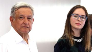 Belinda y el Presidente de México, Andrés Manuel López Obrador | Mezcalent