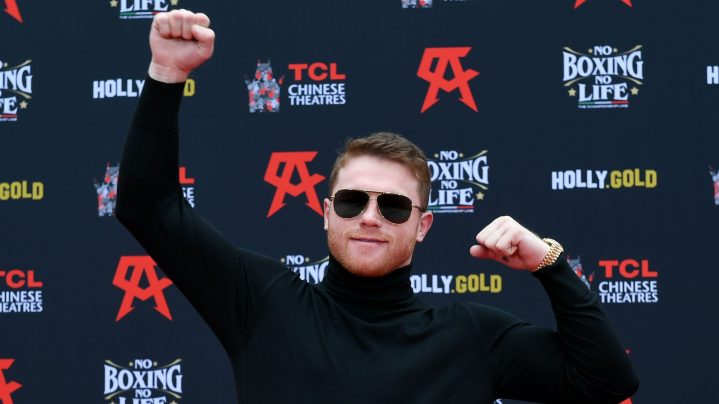 Saúl "Canelo" Álvarez en el paseo de la fama del teatro Chino de Los Ángeles | Kevin Winter/Getty Images