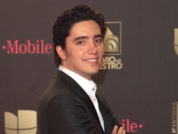 Alex Fernández hijo de Alejandro Fernández | Mezcalent