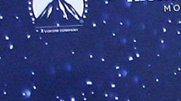 Erik Rubín y su familia junto a Andrea Legarreta | Mezcalent