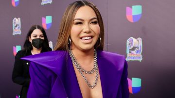 Chiquis Rivera en la alfombra roja de los Premios Juventud | Mezcalent