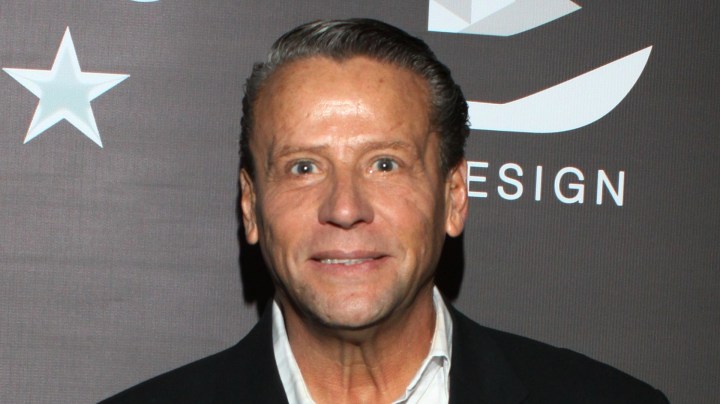 Alfredo Adame en los premios de Grandeza Hispana | Mezcalent