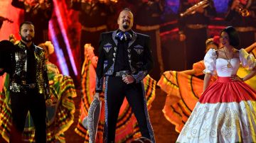 Leonardo, Pepe y Ángela Aguilar en Premios Juventud 2021 | Jason Koerner/Getty Images for Univision