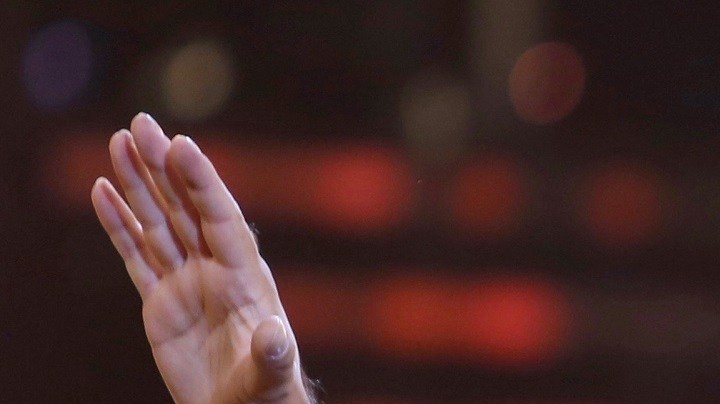 Cristian Castro cantando en "Nuestra Belleza Latina" | Mezcalent