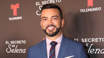 Juan Manuel Cortés en la presentación de "El Secreto de Selena" | Mezcalent