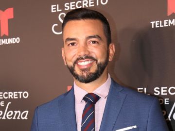Juan Manuel Cortés en la presentación de "El Secreto de Selena" | Mezcalent