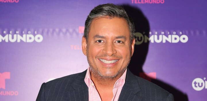 Daniel Sarcos en Premios Tu Mundo | Mezcalent