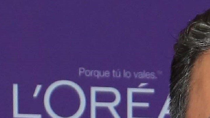 Daniel Sarcos en Premios Tu Mundo | Mezcalent