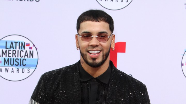 Anuel AA | Mezcalent