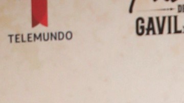 Mario Cimarro y su novia 21 años menor que él | Mezcalent