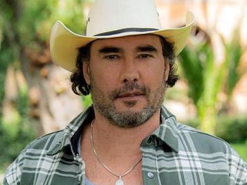 Eduardo Yáñez